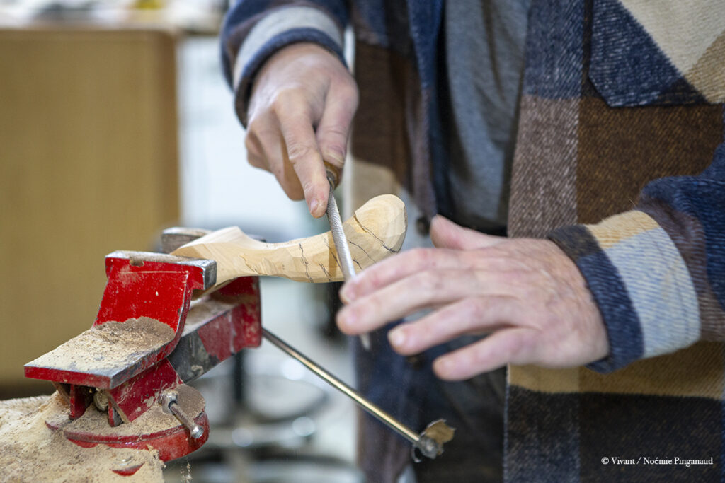 atelier de fabrication artisanale de sextoys en bois